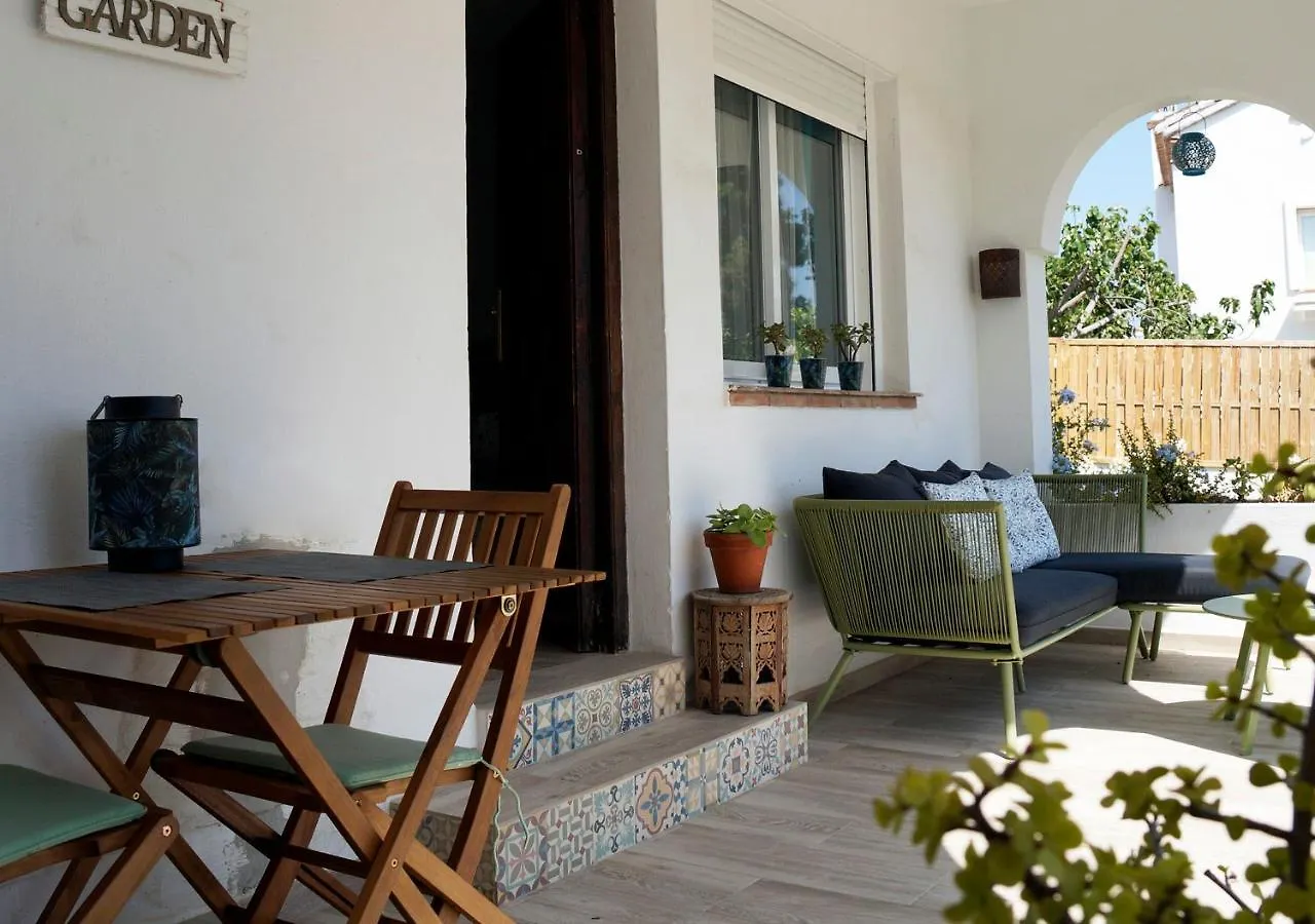 Casa Blue Vista - Villa & Guestroom Marbella 0*,  Spanien