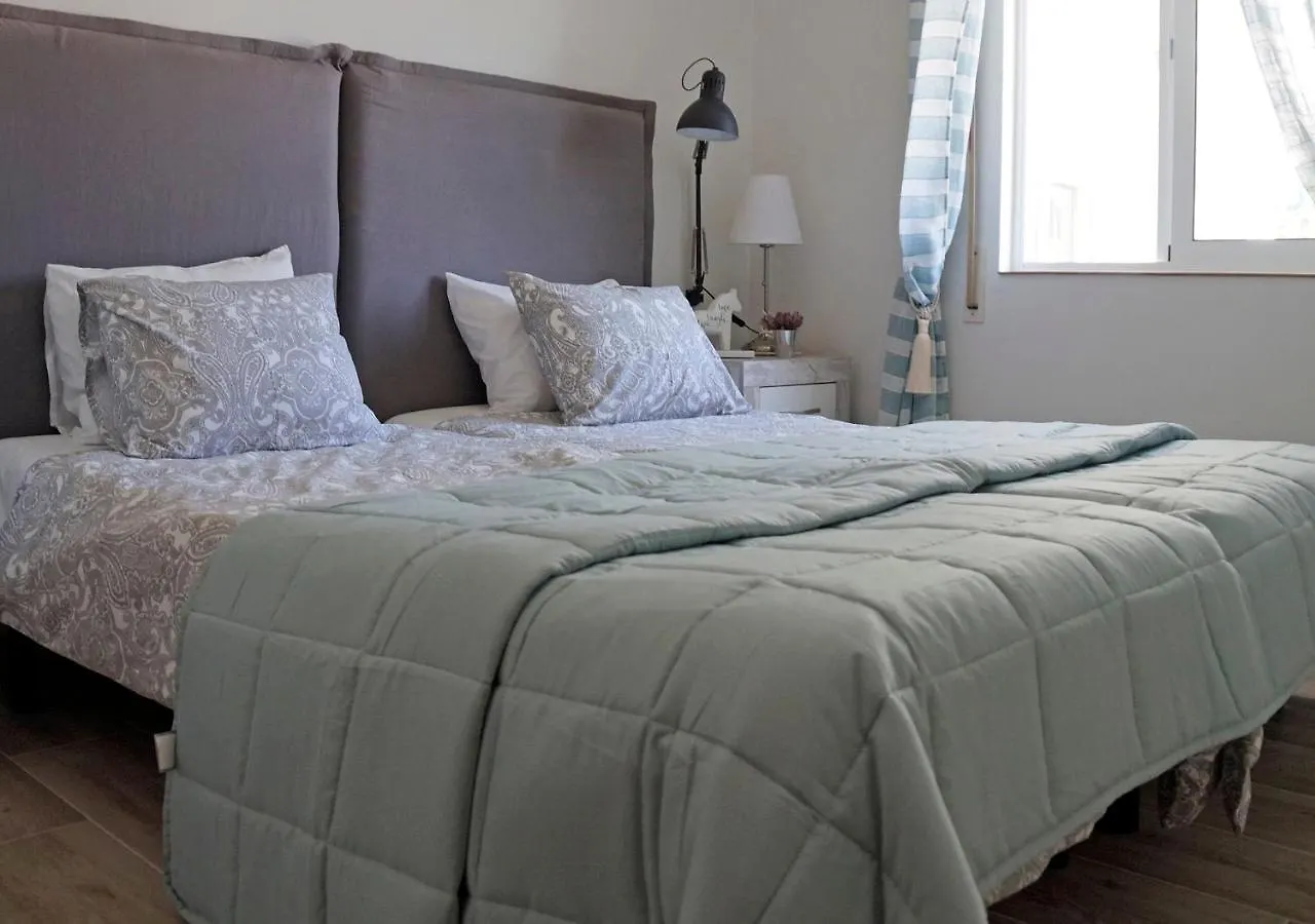 Casa Blue Vista - Villa & Guestroom Marbella